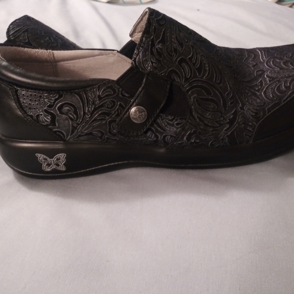 Alegria Kayla slip on clogs